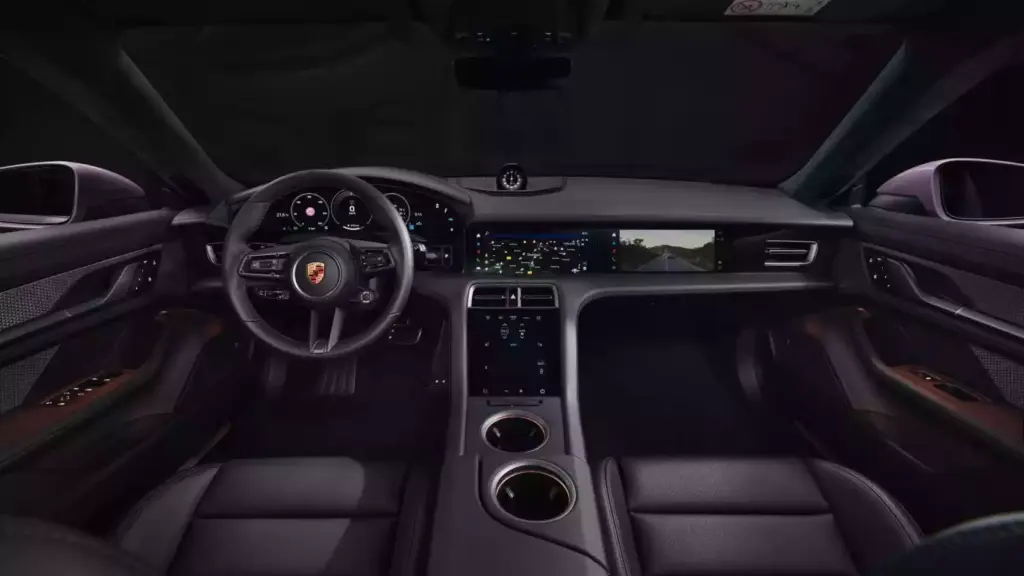 مشخصات فنی پورشه تایکان اسپرت توریزمو Taycan Sport Turismo 2024
