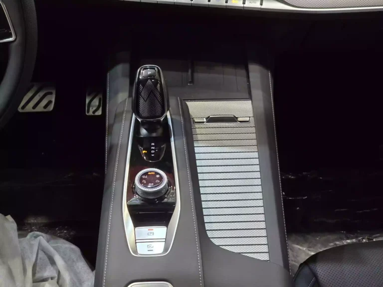 ام جی RX9 فردا موتورز