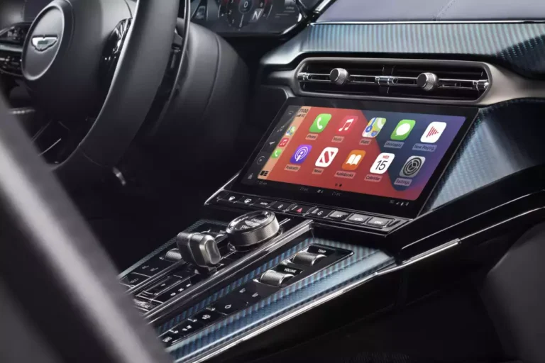 معرفی استون مارتین ونتیج رودستر