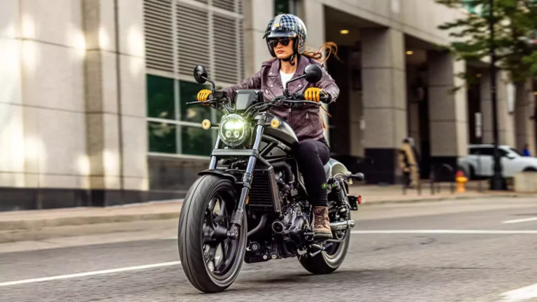 بررسی موتورسیکلت هوندا CMX1100 Rebel