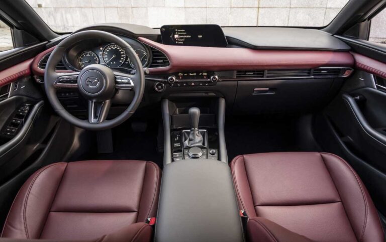 مقایسه جی ای سی امپو و مزدا ۳