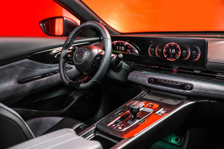 مقایسه جی ای سی امپو و مزدا ۳