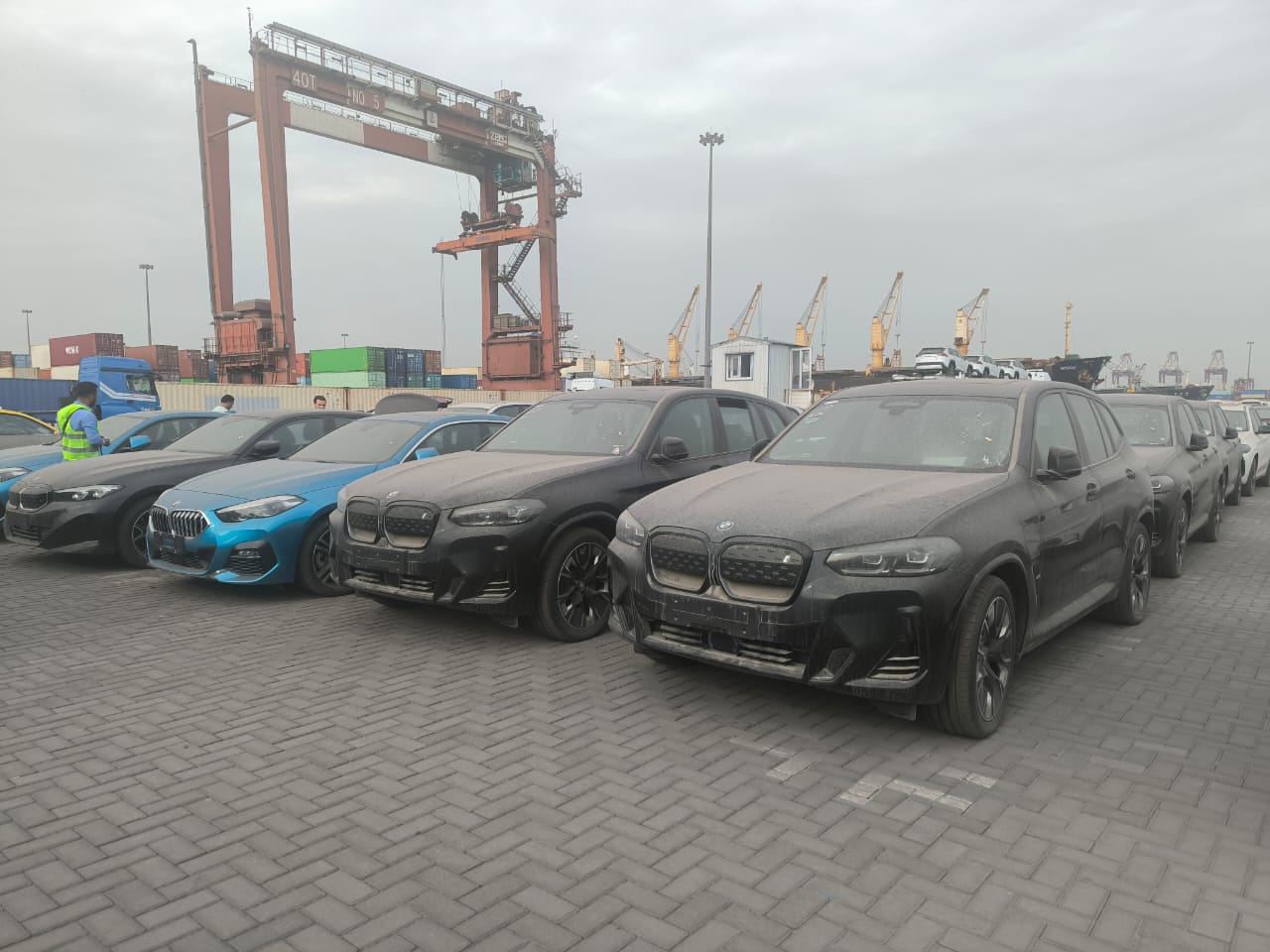 اولین محموله خودروهای BMW