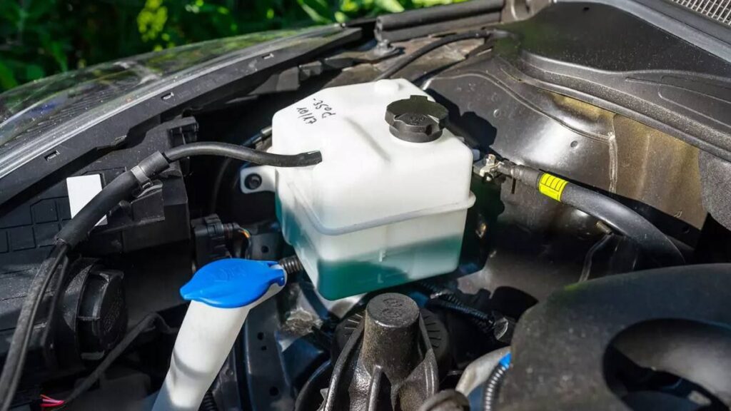 کاهش آب رادیاتور خودرو